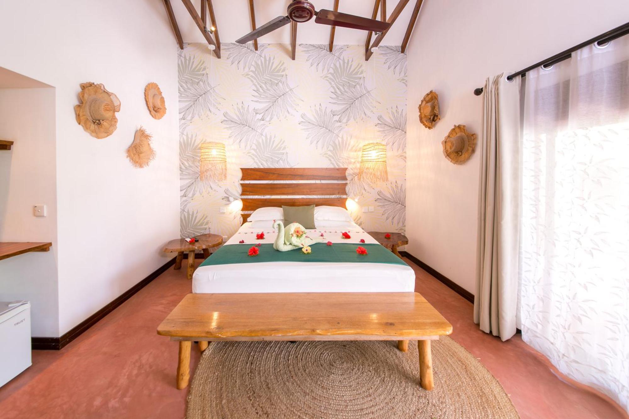 Les Lauriers Eco Hotel Anse Volbert Village  Exterior photo